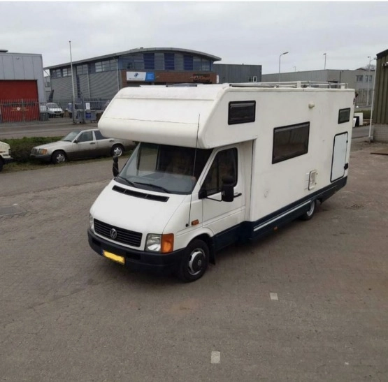                         Sprzedam kampera  - zdjęcie 3
                        