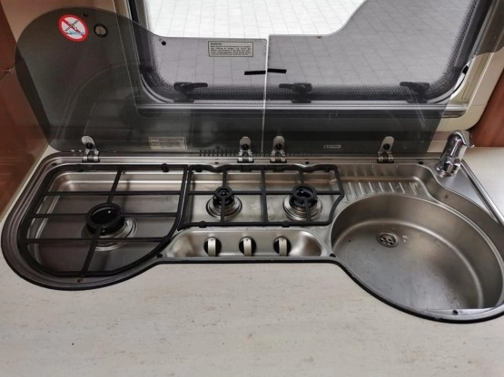                         Przyczepa Fendt Saphir 515, 2017 r. - zdjęcie 12
                        