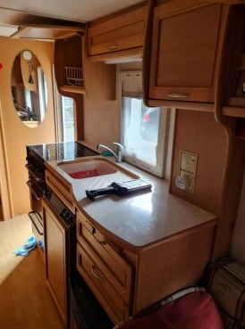                         Przyczepa kempingowa Compass Raylle 500/4 zarejestrowana. DMC 1200 kg - zdjęcie 5
                        