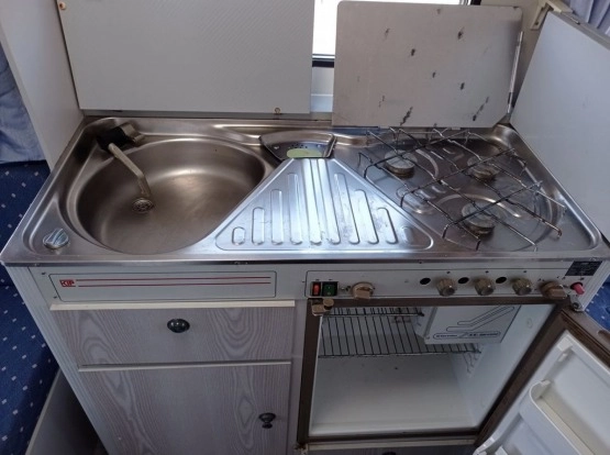                         Przyczepa KIP EcuLine 38 z roku 1995 - zdjęcie 10
                        