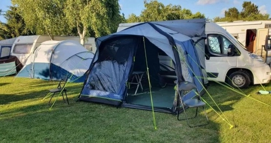                         Kamper Peugeot Boxer, 2012 r., zabudowa Waldi-Camp - zdjęcie 4
                        