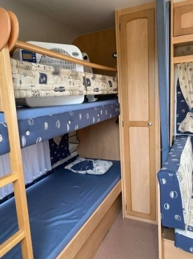                         Przyczepa kempingowa Burstner 5-6 osób, łóżka piętrowe, mover, zarejestrowana - zdjęcie 7
                        