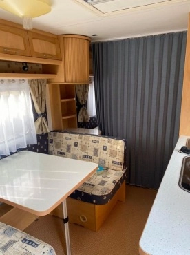                         Przyczepa kempingowa Burstner 5-6 osób, łóżka piętrowe, mover, zarejestrowana - zdjęcie 9
                        