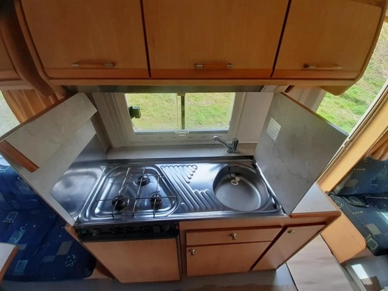                         Przyczepa kempingowa Home Car 44, dmc 1300 kg - zdjęcie 5
                        