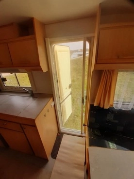                         Przyczepa kempingowa Home Car 44, dmc 1300 kg - zdjęcie 8
                        