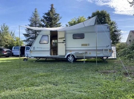                         Abi Ace Harmony przyczepa kempingowa, DMC 1150 kg, faktura - zdjęcie 1
                        