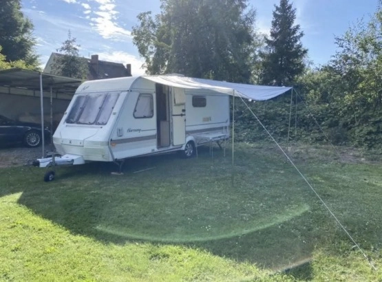                         Abi Ace Harmony przyczepa kempingowa, DMC 1150 kg, faktura - zdjęcie 2
                        