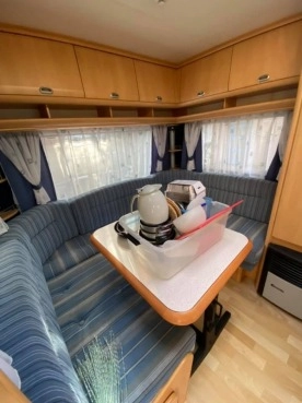                         Przyczepa Hobby de Luxe 450, 2004 r. - zdjęcie 11
                        