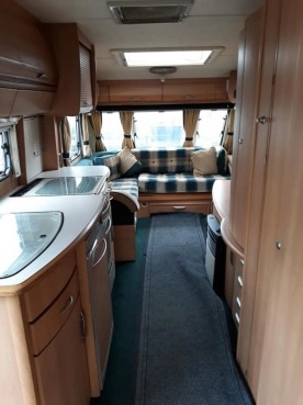                         Sprzedam przyczepę marki Swift Conqueror 640, 2002 r. - zdjęcie 10
                        