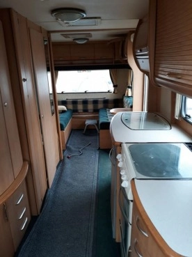                         Sprzedam przyczepę marki Swift Conqueror 640, 2002 r. - zdjęcie 14
                        