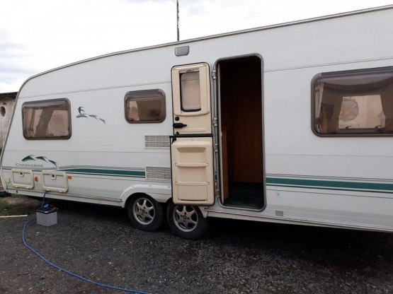                         Sprzedam przyczepę marki Swift Conqueror 640, 2002 r. - zdjęcie 5
                        