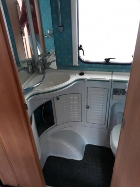                         Sprzedam przyczepę marki Swift Conqueror 640, 2002 r. - zdjęcie 6
                        