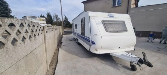                         Prywatne Hobby 635 2008 r., mover, przedsionek Isabella, klimatyzacja podłogowa Truma 2300 - zdjęcie 11
                        