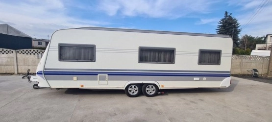                         Prywatne Hobby 635 2008 r., mover, przedsionek Isabella, klimatyzacja podłogowa Truma 2300 - zdjęcie 1
                        