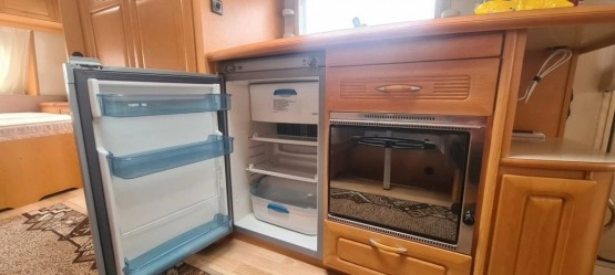                         Prywatne Hobby 635 2008 r., mover, przedsionek Isabella, klimatyzacja podłogowa Truma 2300 - zdjęcie 33
                        