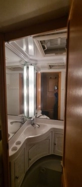                         Prywatne Hobby 635 2008 r., mover, przedsionek Isabella, klimatyzacja podłogowa Truma 2300 - zdjęcie 39
                        