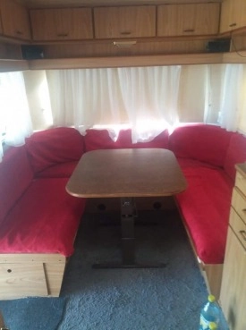                         Przyczepa kempingowa Wilk, zarejestrowana, z przedsionkiem - zdjęcie 10
                        