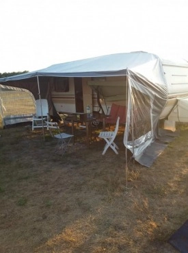                         Przyczepa kempingowa Wilk, zarejestrowana, z przedsionkiem - zdjęcie 4
                        