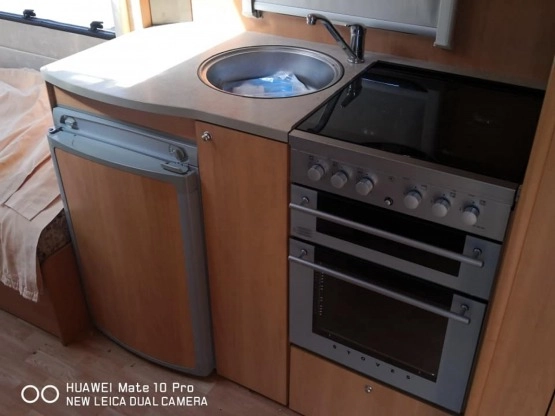                         Swift Charisma 230, 2007 r. - zdjęcie 7
                        