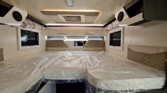                         Ford Magis 84 M Kamper 5-osobowy wynajem NOWY 2021r. Wypożycz! - zdjęcie 5
                        