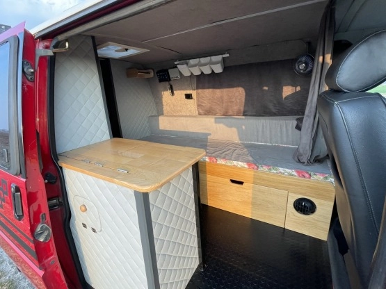                         Sprzedam Campera Vw T4 - zdjęcie 9
                        