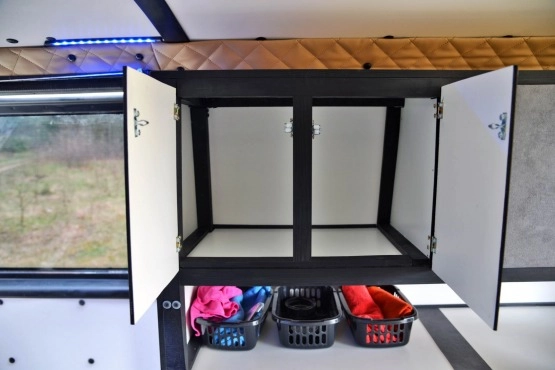                         VW T4 Camper - zdjęcie 8
                        