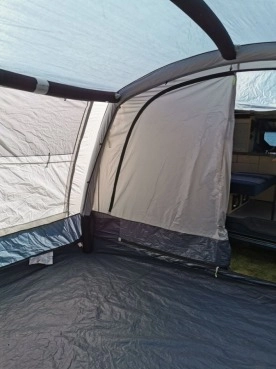                         Buskamper Renault Trafic 2015 r. - zdjęcie 8
                        