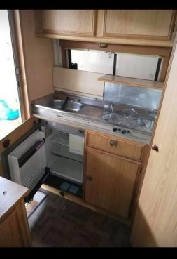                         Kamper Mitsubishi L300 Globetrotter - zdjęcie 5
                        