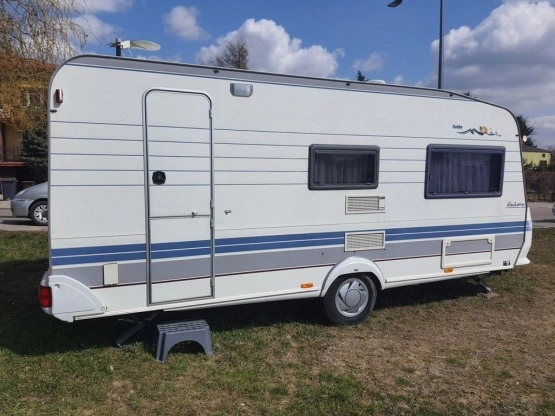                         Sprzedam piękną przyczepę Hobby 495 Exclusive + namiot Isabella - zdjęcie 14
                        