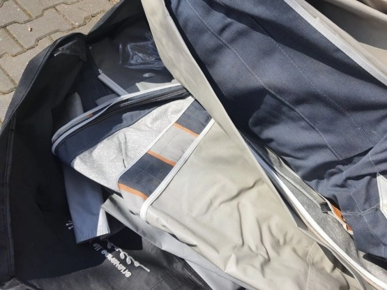                         Sprzedam piękną przyczepę Hobby 495 Exclusive + namiot Isabella - zdjęcie 16
                        