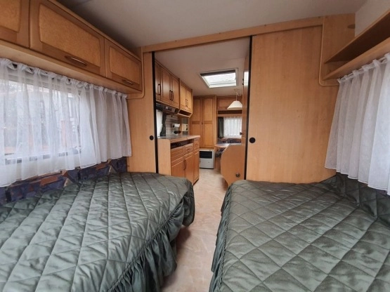                         Sprzedam piękną przyczepę Hobby 495 Exclusive + namiot Isabella - zdjęcie 20
                        