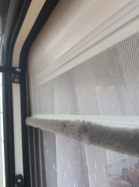                         Sprzedam piękną przyczepę Hobby 495 Exclusive + namiot Isabella - zdjęcie 36
                        