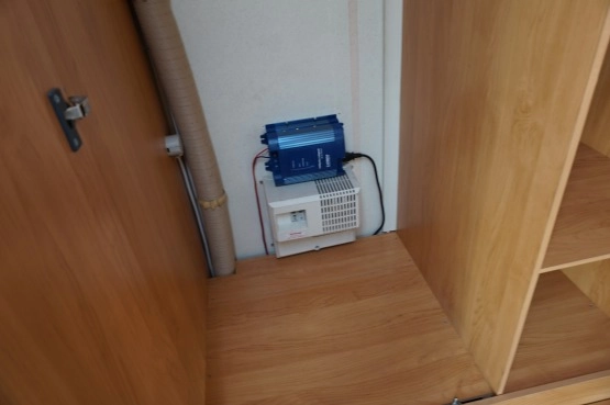                         Przyczepa Hobby Excellent 495 2003r. Mover Stan BDB Zarej.  - zdjęcie 13
                        