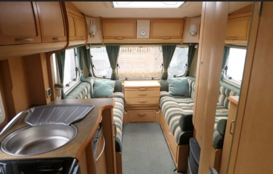                         Przyczepa Abbey Vogue 418, 2004 r. - zdjęcie 5
                        