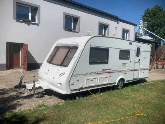                         Przyczepa Elddis Crusader Typhoon, 2003 r. - zdjęcie 1
                        