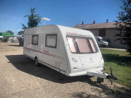                         Przyczepa Elddis Crusader Typhoon, 2003 r. - zdjęcie 9
                        