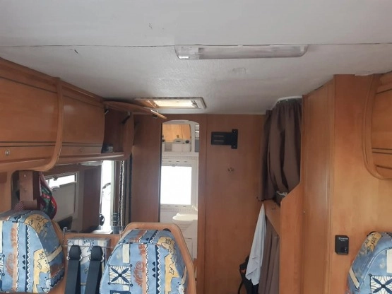                         Kamper Ford Transit Bavaria, 1999 r. - zdjęcie 7
                        