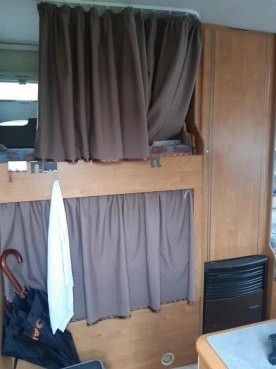                         Kamper Ford Transit Bavaria, 1999 r. - zdjęcie 9
                        