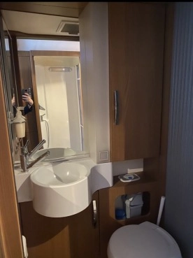                         HYMER B694 SL - zdjęcie 4
                        