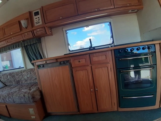                         Przyczepa LUNAR DELTA 520 w pełni sprawna, przedsionek, możliwy transport - zdjęcie 11
                        