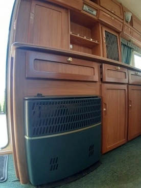                         Przyczepa LUNAR DELTA 520 w pełni sprawna, przedsionek, możliwy transport - zdjęcie 20
                        