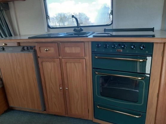                         Przyczepa LUNAR DELTA 520 w pełni sprawna, przedsionek, możliwy transport - zdjęcie 24
                        