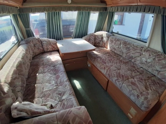                         Przyczepa LUNAR DELTA 520 w pełni sprawna, przedsionek, możliwy transport - zdjęcie 8
                        