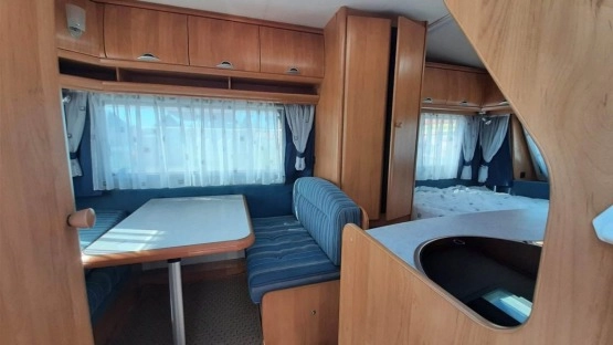                         Przyczepa Hobby 400 De Luxe, rok 2006 - zdjęcie 6
                        