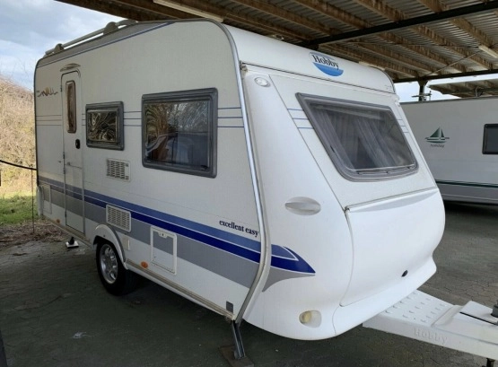                         Hobby 400 2005 - zdjęcie 5
                        