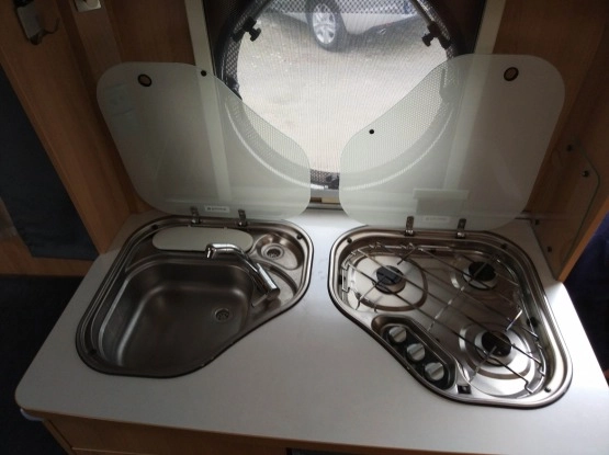                         LMC TEC 45O TRB 3-4 os. bezwypadkowa, nieuszkodzona, świetny stan, Warszawa - zdjęcie 10
                        