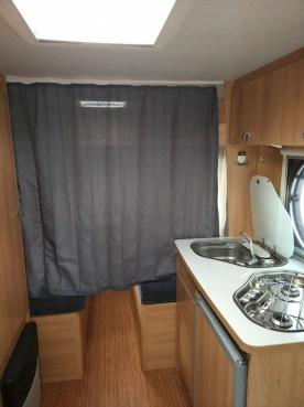                         LMC TEC 45O TRB 3-4 os. bezwypadkowa, nieuszkodzona, świetny stan, Warszawa - zdjęcie 5
                        