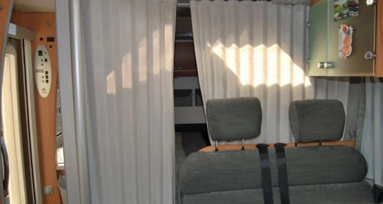                         Renault MASTER KNAUS SUN TI 630 w wersji zimowej - zdjęcie 8
                        