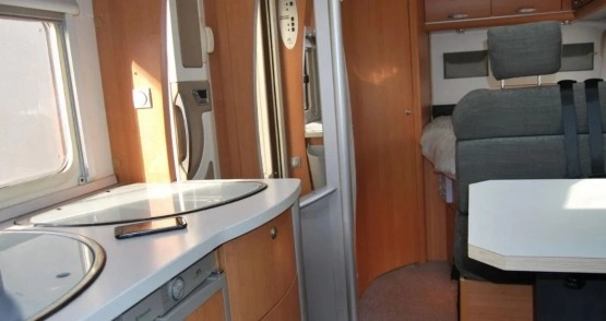                         Renault MASTER KNAUS SUN TI 630 w wersji zimowej - zdjęcie 9
                        