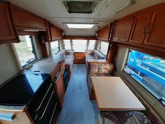                         Przyczepa kempingowa Compass Encounter 500/4 - zdjęcie 10
                        